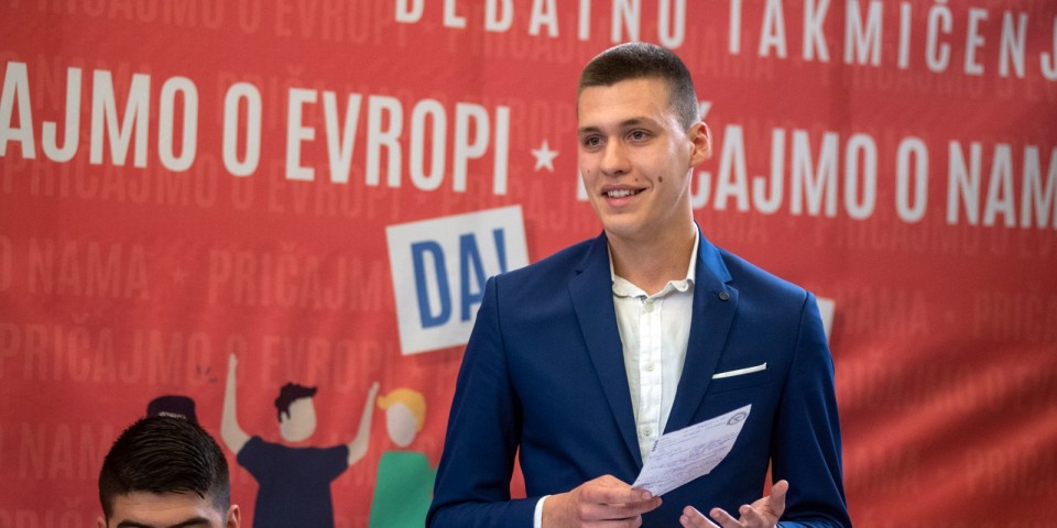 Europe Day celebration in BiH concluded with students debating about European Union